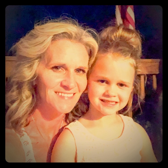 Meet your Posher - Picture 1 of 1